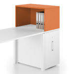 Niche blanche et orange