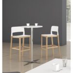 Table pieds croix