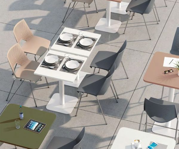 table pieds carré arrondi